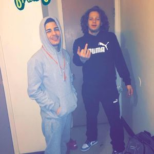 Meet your Posher, Nesto